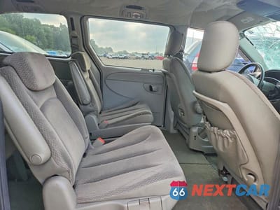 Zdjęcie 11 z 13 samochodu: 2005 CHRYSLER TOWN & COUNTRY TOURING VIN:2C4GP54L45R526219 - miniatura