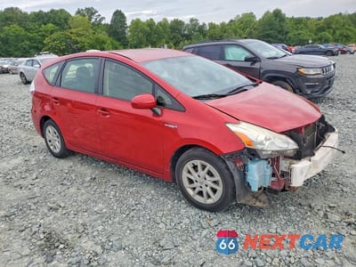 Czwarte zdjęcie samochodu z boku: 2014 TOYOTA PRIUS V TWO VIN:JTDZN3EU2EJ014425 - miniatura