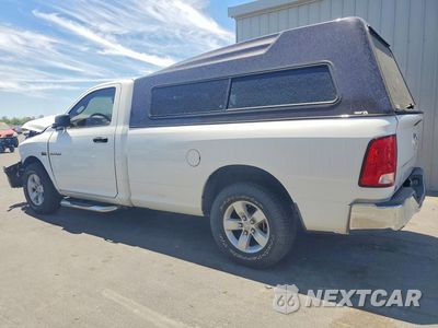 Drugie zdjęcie samochodu z przodu: 2018 RAM 1500 ST VIN:3C6JR6DTXJG234149 - miniatura