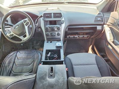 Zdjęcie 8 z 12 samochodu: 2015 FORD EXPLORER POLICE INTERCEPTOR VIN:1FM5K8AT8FGA88282 - miniatura