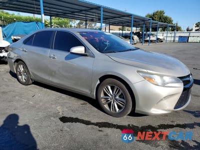 Czwarte zdjęcie samochodu z boku: 2017 TOYOTA CAMRY SE VIN:4T1BF1FK9HU293824 - miniatura