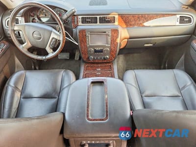 Zdjęcie 8 z 13 samochodu: 2013 GMC YUKON DENALI VIN:1GKS2EEF4DR209289 - miniatura