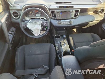 Zdjęcie 8 z 12 samochodu: 2013 TOYOTA RAV4 XLE VIN:JTMRFREV7DD006388 - miniatura