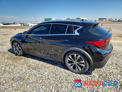 Drugie zdjęcie samochodu z przodu: 2018 INFINITI QX30 LUXURY VIN:SJKCH5CR4JA043245 - miniatura
