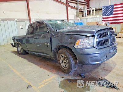 Czwarte zdjęcie samochodu z boku: 2018 RAM 1500 ST VIN:1C6RR6FG4JS333531 - miniatura