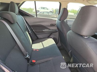 Zdjęcie 10 z 12 samochodu: 2025 NISSAN KICKS PLAY S VIN:3N1CP5BVXSL482628 - miniatura