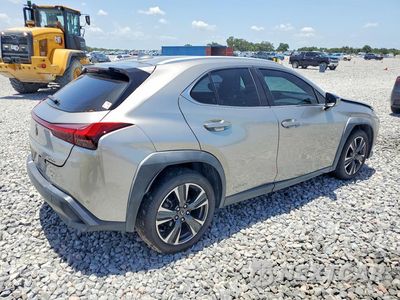 Trzecie zdjęcie samochodu z tyłu: 2020 LEXUS UX 250H VIN:JTHX9JBH3L2034826 - miniatura