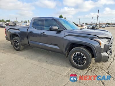 Czwarte zdjęcie samochodu z boku: 2023 TOYOTA TUNDRA SR5 VIN:5TFLA5DA7PX128392 - miniatura