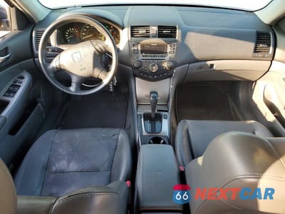 Zdjęcie 8 z 12 samochodu: 2007 HONDA ACCORD EX VIN:1HGCM56887A023642 - miniatura