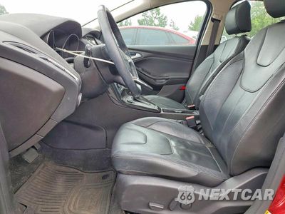 Zdjęcie 7 z 13 samochodu: 2016 FORD FOCUS TITANIUM VIN:1FADP3N21GL301769 - miniatura