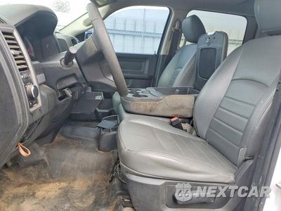 Zdjęcie 7 z 12 samochodu: 2018 RAM 1500 ST VIN:1C6RR7SM9JS352870 - miniatura