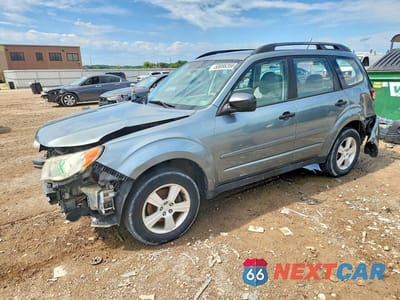 2010 SUBARU FORESTER XS JF2SH6BC9AH796909 - główne zdjęcie licytacji z USA - miniatura