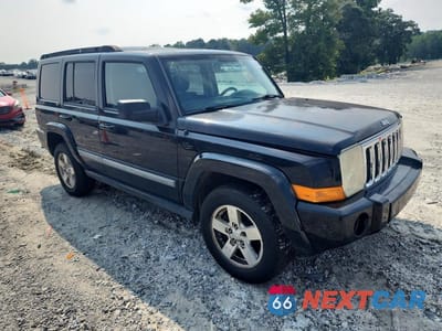 Czwarte zdjęcie samochodu z boku: 2008 JEEP COMMANDER SPORT VIN:1J8HG48K18C212811 - miniatura