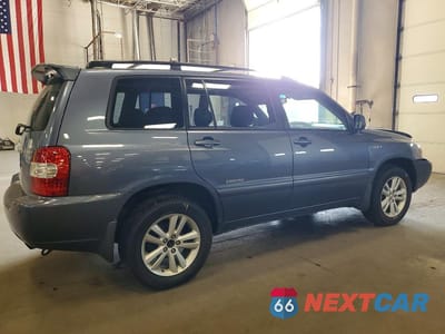 Trzecie zdjęcie samochodu z tyłu: 2006 TOYOTA HIGHLANDER HYBRID VIN:JTEEW21A260033755 - miniatura