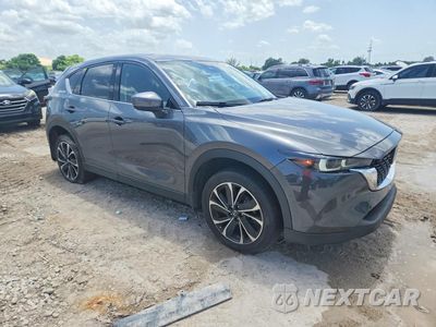 Czwarte zdjęcie samochodu z boku: 2023 MAZDA CX-5 PREMIUM VIN:JM3KFBDM4P0178138 - miniatura