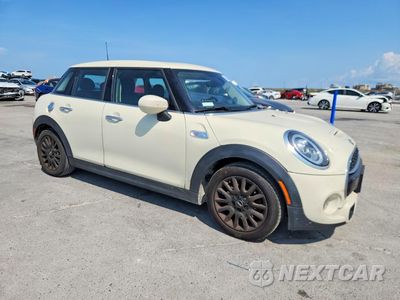 Czwarte zdjęcie samochodu z boku: 2020 MINI COOPER S VIN:WMWXU9C07L2L56292 - miniatura