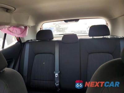 Zdjęcie 10 z 13 samochodu: 2021 HYUNDAI VENUE SE VIN:KMHRB8A34MU071446 - miniatura