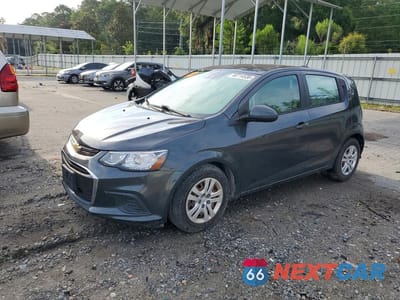 2020 CHEVROLET SONIC 1G1JG6SB9L4127952 - główne zdjęcie licytacji z USA - miniatura