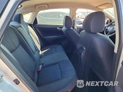 Zdjęcie 10 z 12 samochodu: 2018 NISSAN SENTRA SV VIN:3N1AB7AP2JY249963 - miniatura