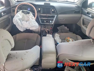 Zdjęcie 8 z 12 samochodu: 2016 HYUNDAI SONATA SPORT VIN:5NPE34AFXGH434091 - miniatura