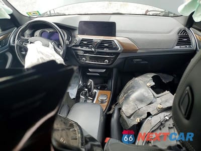 Zdjęcie 8 z 13 samochodu: 2018 BMW X3 XDRIVE30I VIN:5UXTR9C54JLC75080 - miniatura