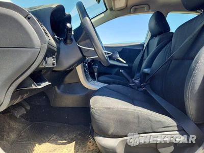 Zdjęcie 7 z 12 samochodu: 2013 TOYOTA COROLLA S VIN:5YFBU4EEXDP107979 - miniatura