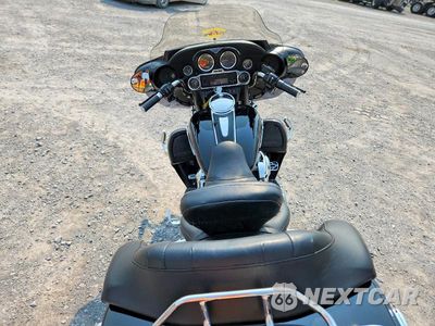 Zdjęcie 6 z 9 samochodu: 2007 HARLEY-DAVIDSON FLHTCUI VIN:1HD1FC4177Y680447 - miniatura