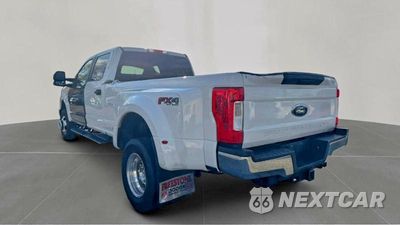 Trzecie zdjęcie samochodu z tyłu: 2017 FORD F350 SUPER DUTY VIN:1FT8W3DT7HED16940 - miniatura