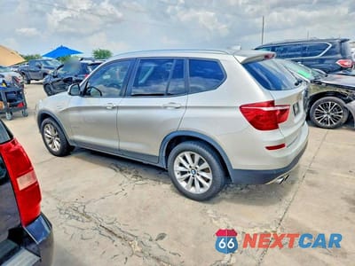 Drugie zdjęcie samochodu z przodu: 2017 BMW X3 XDRIVE28I VIN:5UXWX9C59H0T12393 - miniatura