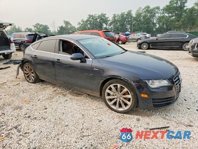 Czwarte zdjęcie samochodu z boku: 2014 AUDI A7 PREMIUM PLUS VIN:WAUWGAFC0EN009107 - miniatura