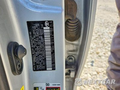 Zdjęcie 12 z 12 samochodu: 2016 TOYOTA COROLLA LE VIN:5YFBURHE9GP512163 - miniatura