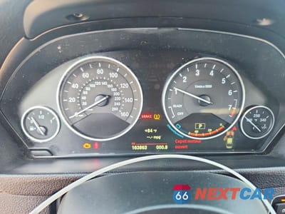 Zdjęcie 9 z 12 samochodu: 2018 BMW 320 XI VIN:WBA8E5G5XJNU47102 - miniatura