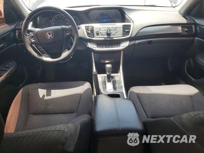 Zdjęcie 8 z 13 samochodu: 2015 HONDA ACCORD SPORT VIN:1HGCR2F54FA074897 - miniatura