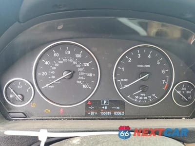 Zdjęcie 9 z 12 samochodu: 2014 BMW 320 I VIN:WBA3B1G50ENS78063 - miniatura