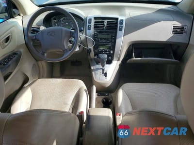 Zdjęcie 8 z 13 samochodu: 2007 HYUNDAI TUCSON SE/LIMITED VIN:KM8JN72D97U486241 - miniatura