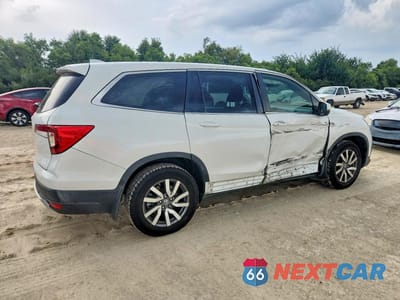 Trzecie zdjęcie samochodu z tyłu: 2021 HONDA PILOT EXL VIN:5FNYF5H57MB015701 - miniatura