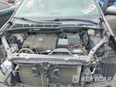 Zdjęcie 12 z 13 samochodu: 2019 TOYOTA SIENNA LE VIN:5TDKZ3DC6KS008382 - miniatura