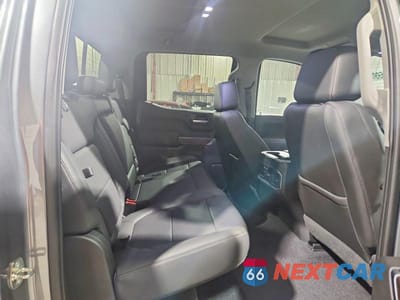 Zdjęcie 10 z 12 samochodu: 2020 GMC SIERRA K1500 SLT VIN:3GTU9DEL3LG118609 - miniatura