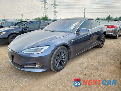 2018 TESLA MODEL S 5YJSA1E27JF298815 - główne zdjęcie licytacji z USA - miniatura