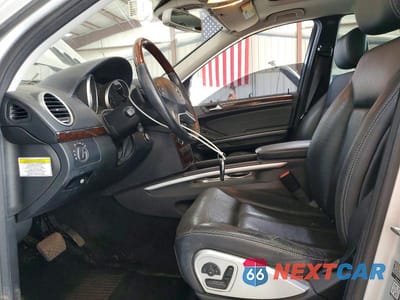 Zdjęcie 7 z 13 samochodu: 2009 MERCEDES-BENZ GL 550 4MATIC VIN:4JGBF86E19A500177 - miniatura