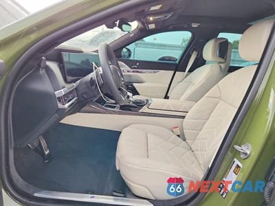 Zdjęcie 7 z 12 samochodu: 2024 BMW 760 XI VIN:WBA33EJ0XRCR36975 - miniatura