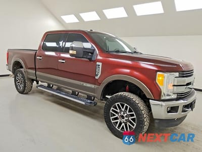 Czwarte zdjęcie samochodu z boku: 2017 FORD F250 SUPER DUTY VIN:1FT7W2BT4HEB68786 - miniatura