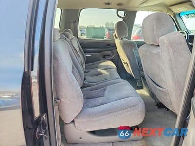 Zdjęcie 11 z 13 samochodu: 2003 CHEVROLET SUBURBAN C1500 VIN:3GNEC16Z03G213255 - miniatura