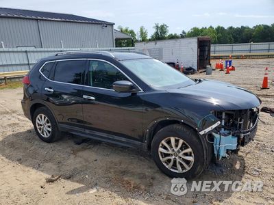 Czwarte zdjęcie samochodu z boku: 2017 NISSAN ROGUE SV VIN:5N1AT2MV9HC825943 - miniatura