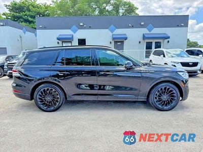 Zdjęcie 13 z 15 samochodu: 2022 LINCOLN AVIATOR RESERVE VIN:5LM5J7XC3NGL14700 - miniatura