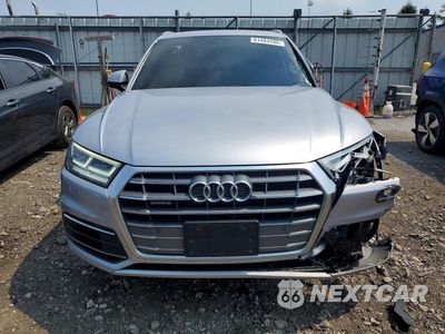 Piąte zdjęcie samochodu w środku: 2018 AUDI Q5 PREMIUM PLUS VIN:WA1BNAFY2J2243368 - miniatura