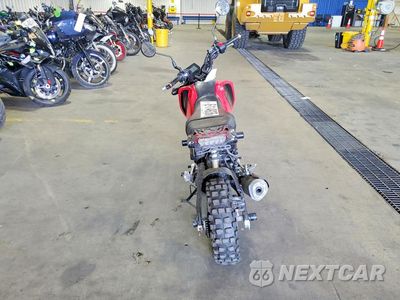 Czwarte zdjęcie samochodu z boku: 2023 HONDA GROM 125 VIN:MLHJC9213P5107303 - miniatura