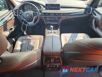 Zdjęcie 8 z 12 samochodu: 2015 BMW X5 XDRIVE35I VIN:5UXKR0C53F0P12032 - miniatura
