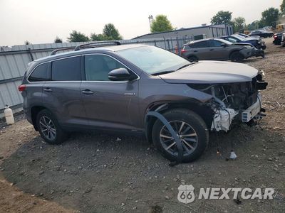 Czwarte zdjęcie samochodu z boku: 2019 TOYOTA HIGHLANDER HYBRID XLE VIN:5TDJGRFH6KS058325 - miniatura