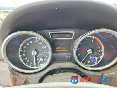 Zdjęcie 9 z 13 samochodu: 2014 MERCEDES-BENZ ML 350 4MATIC VIN:4JGDA5HBXEA363162 - miniatura